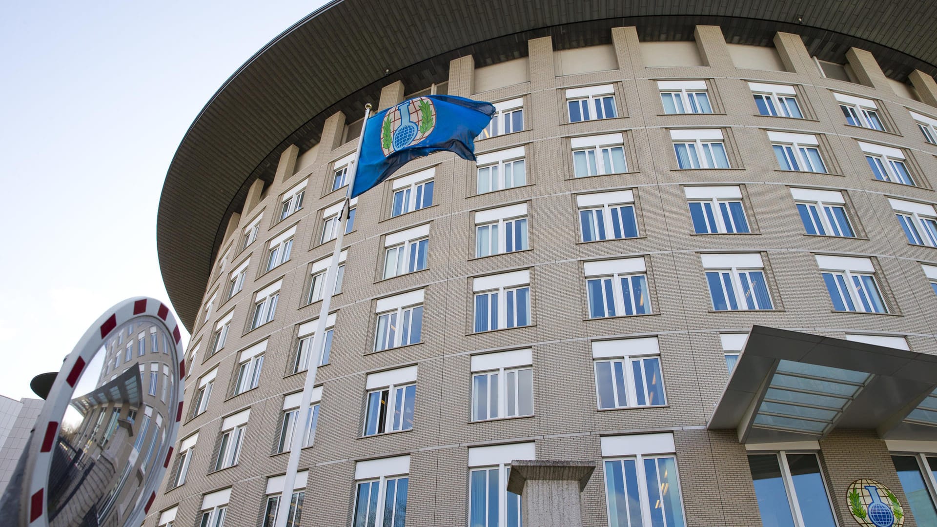 Das Hauptgebäude der Organisation für ein Verbot von Chemiewaffen (OPCW). Dort tagt am Mittwoch der Exekutivrat zum Fall Skripal.