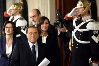 Silvio Berlusconi (M.