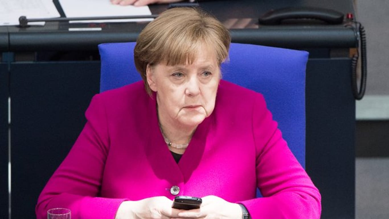 Die Umfragewerte von Bundeskanzlerin Angela Merkel sinken.