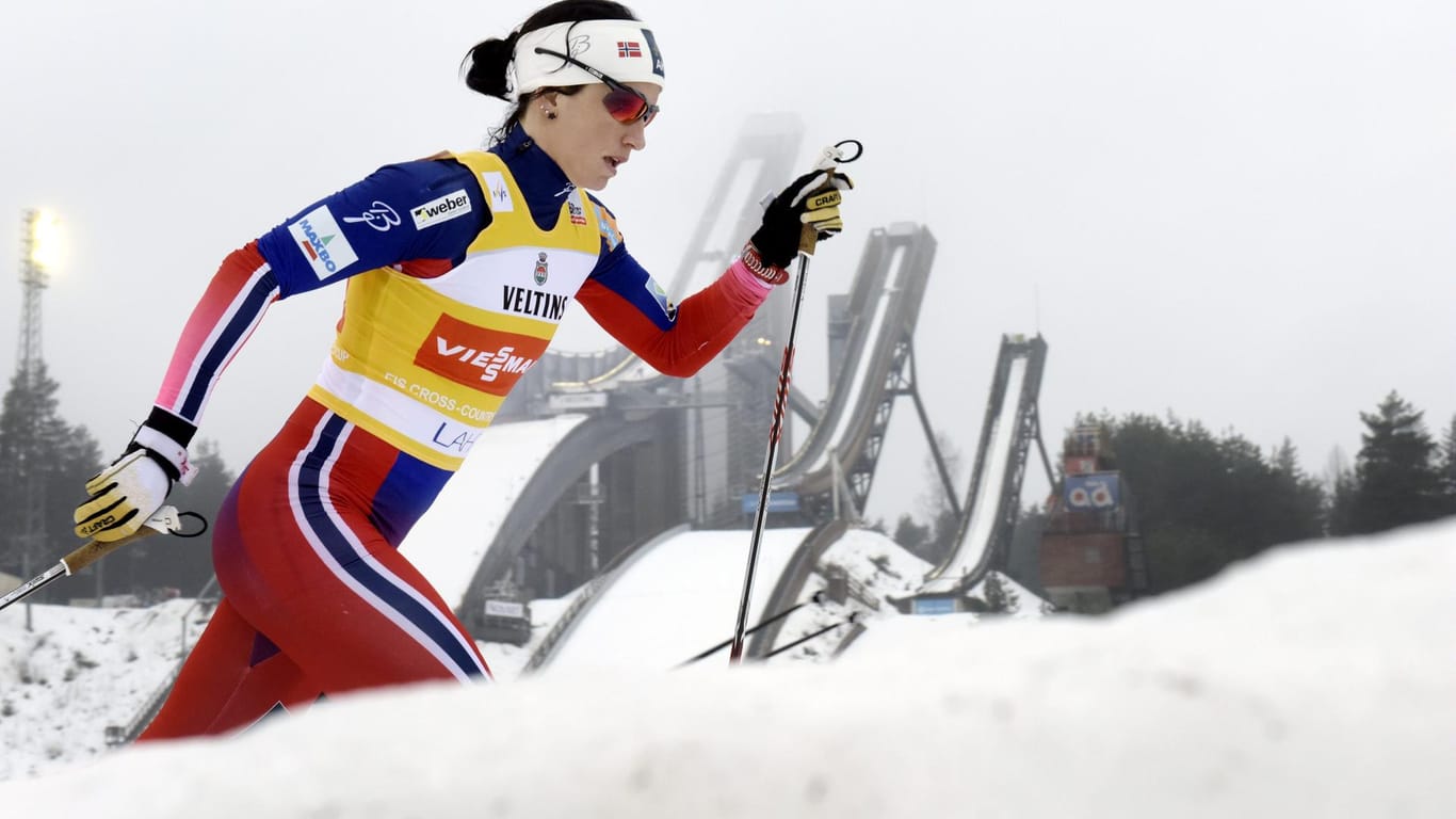 Marit Björgen beim Rennen in Lahti: Meistens dominierte sie alleine an der Spitze.