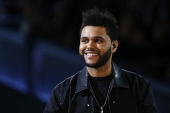 Der kanadische Sänger The Weeknd ist diese Woche der beste Neueinsteiger in den Single-Charts.
