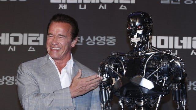 Auch Alt-Star Arnold Schwarzenegger wird im sechsten Film der "Terminator"-Reihe wieder dabei sein.