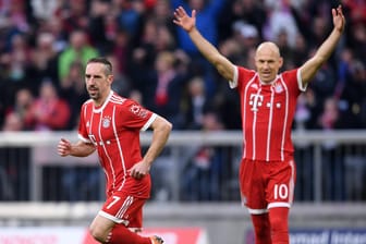 Franck Ribéry (li) und Arjen Robben: Die Offensivspieler sind seit Jahren wichtige Säulen beim FC Bayern München.