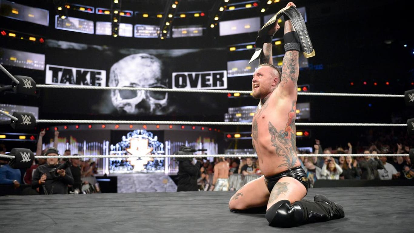 Aleister Black ist der neue NXT Champion.