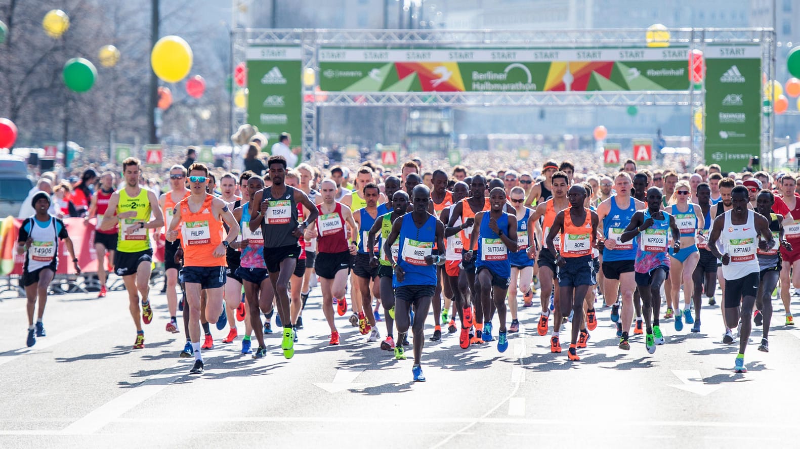 Der Berliner Halbmarathon: Laut eines Medienberichtes hat die Berliner Polizei einen Anschlag auf die Veranstaltung verhindert.