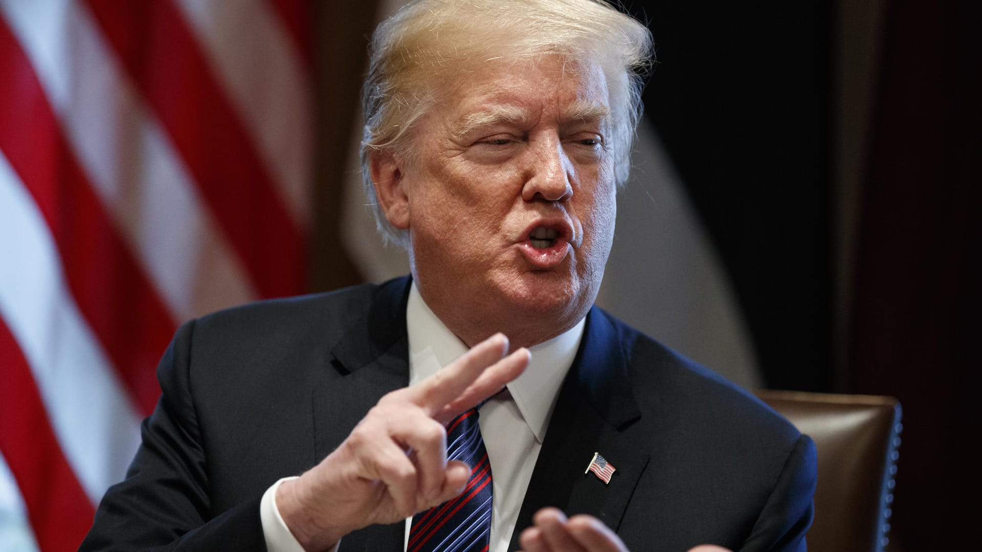 Donald Trump spricht während eines Treffens mit seinen Amtskollegen der baltischen Staaten: Der US-Präsident hat nach der mutmaßlichen Giftgasattacke in Syrien eine schnelle Reaktion der USA angekündigt. Donald Trump spricht während eines Treffens mit seinen Amtskollegen der baltischen Staaten: Der US-Präsident hat nach der mutmaßlichen Giftgasattacke in Syrien eine schnelle Reaktion der USA angekündigt.