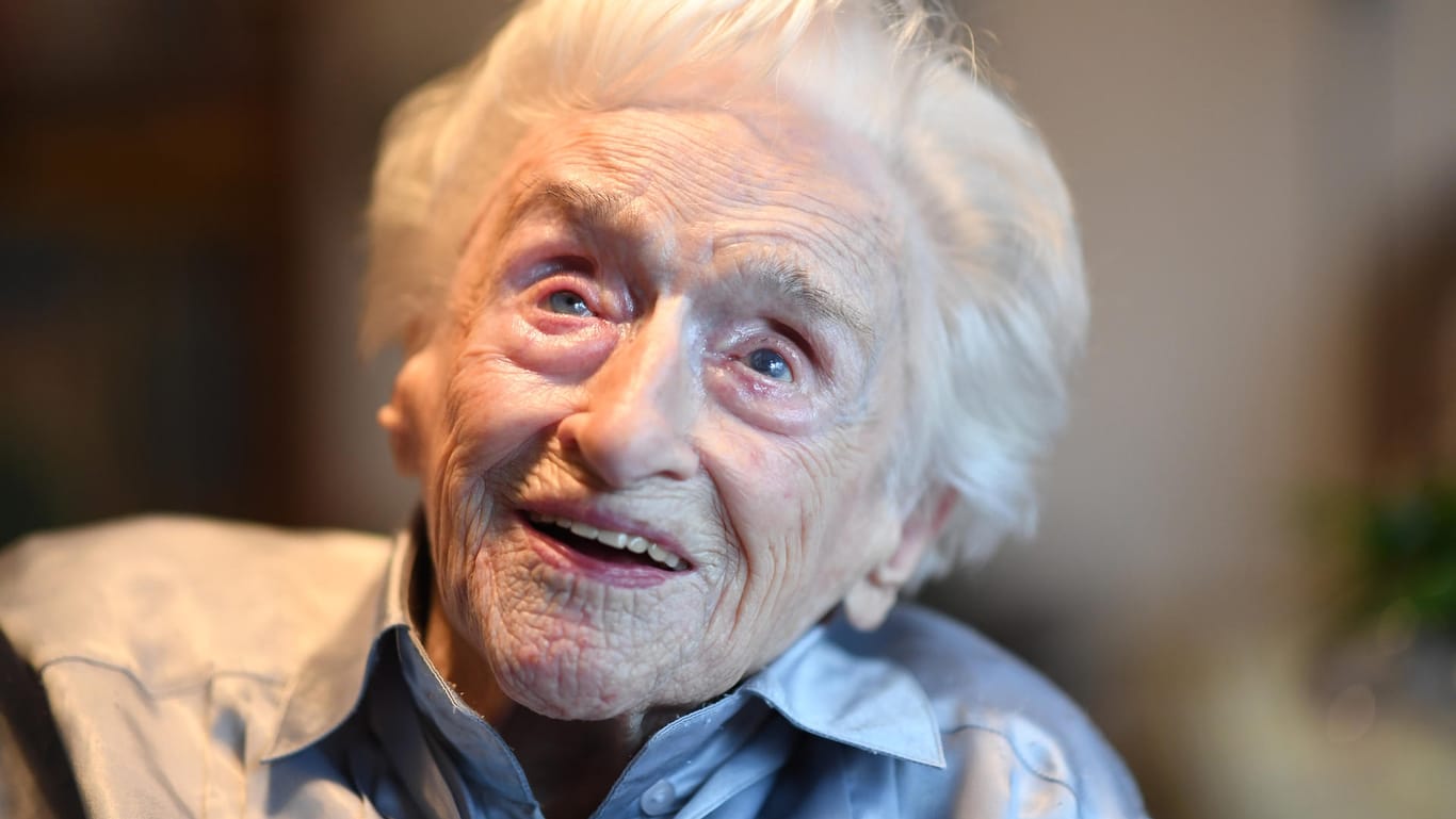 Edelgard Huber von Gersdorff in ihrer Wohnung: Älteste Deutsche mit 112 Jahren gestorben.