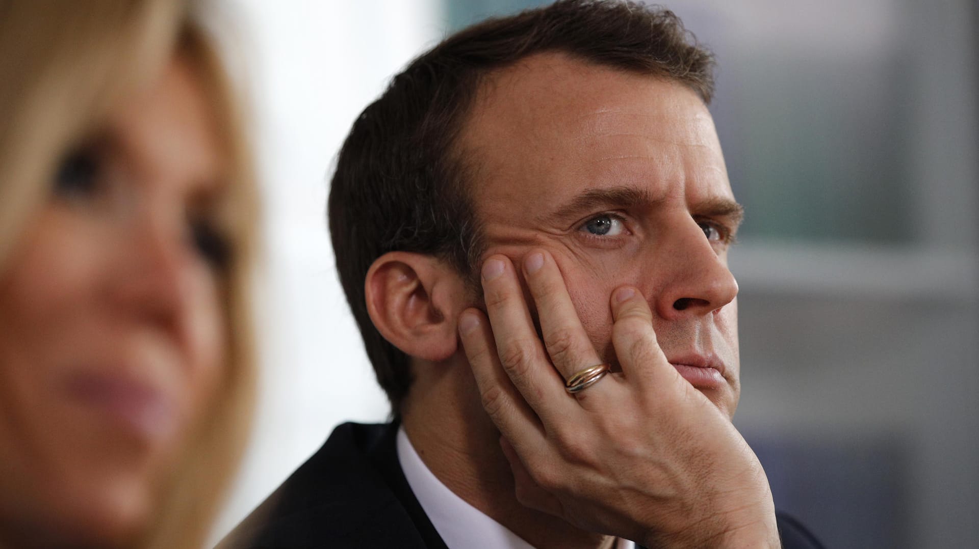 Emmanuel Macron: Der französische Präsident hat einen Militärangriff auf syrische Chemiefabriken ins Gespräch gebracht. Emmanuel Macron: Der französische Präsident hat einen Militärangriff auf syrische Chemiefabriken ins Gespräch gebracht.