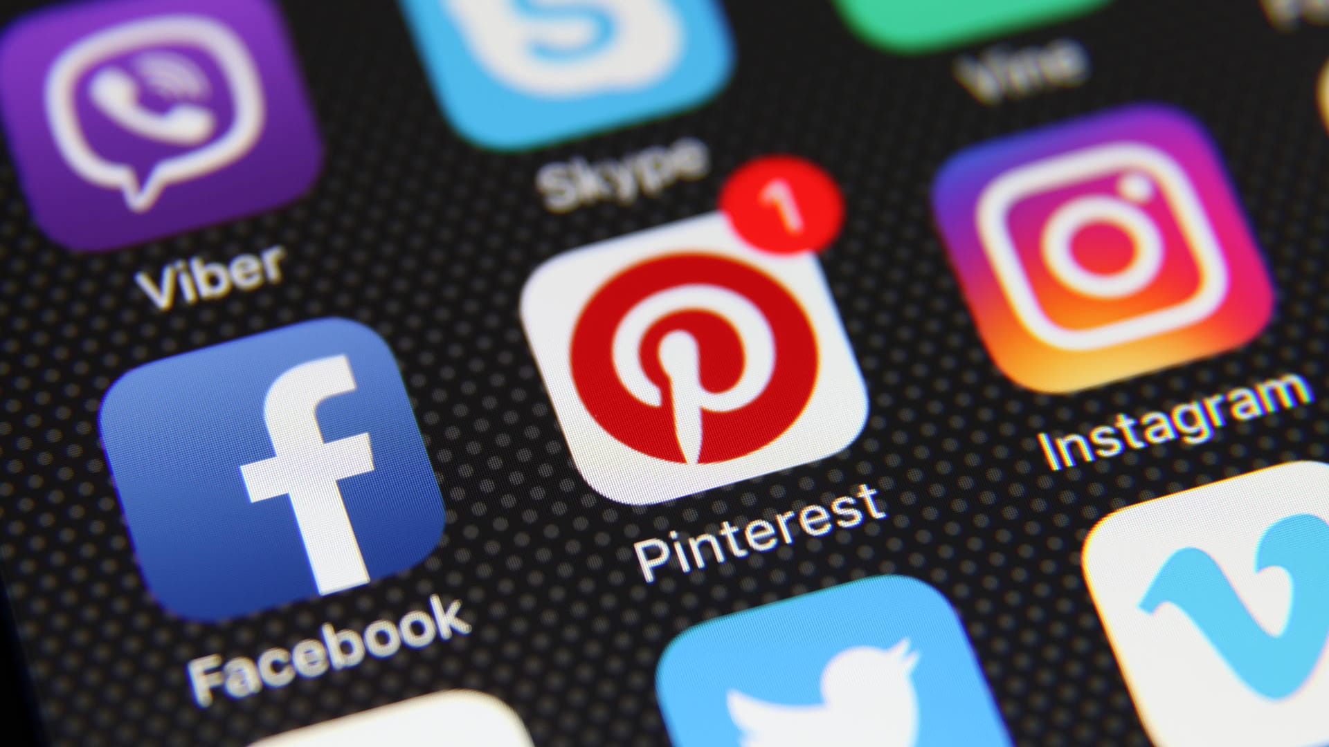 Pinterest-App: Die Plattform ist ideal, um neue Ideen zu sammeln und sich inspirieren zu lassen.