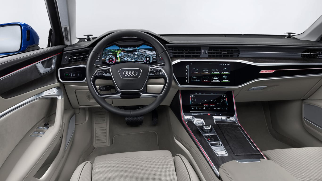 Das Cockpit: Der Avant bekommt neben dem digitalen Kombiinstrument auch das gleiche Infotainmentsystem wie Audi A7 und A8.