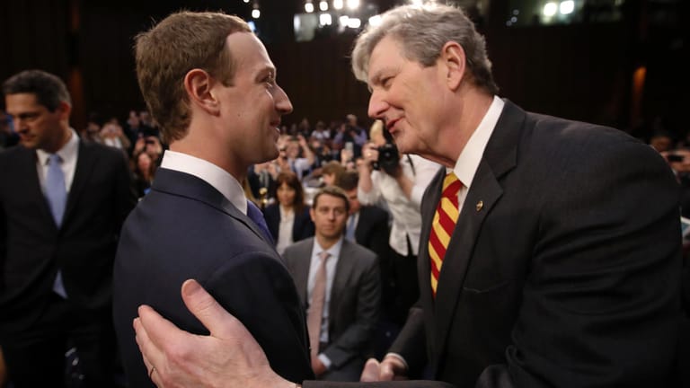 Mark Zuckerberg und US-Senator Bill Cassidy: Zweite Anhörung von "Mr. Facebook"
