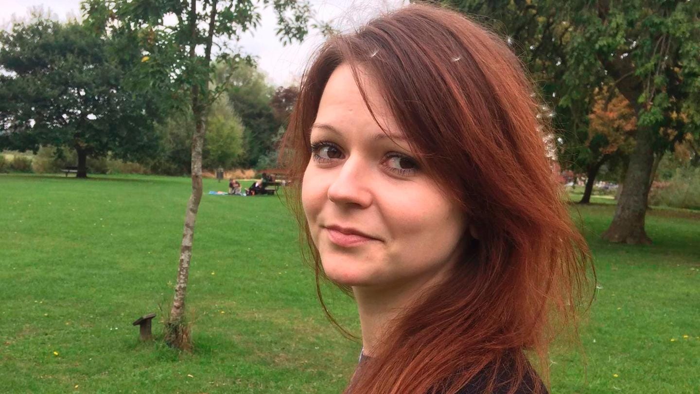 Julia Skripal: Die Tochter des Ex-Spions wurde aus dem Krankenhaus entlassen, doch leidet immer noch unter Folgen der Vergiftung. Julia Skripal: Die Tochter des Ex-Spions wurde aus dem Krankenhaus entlassen, doch leidet immer noch unter Folgen der Vergiftung.