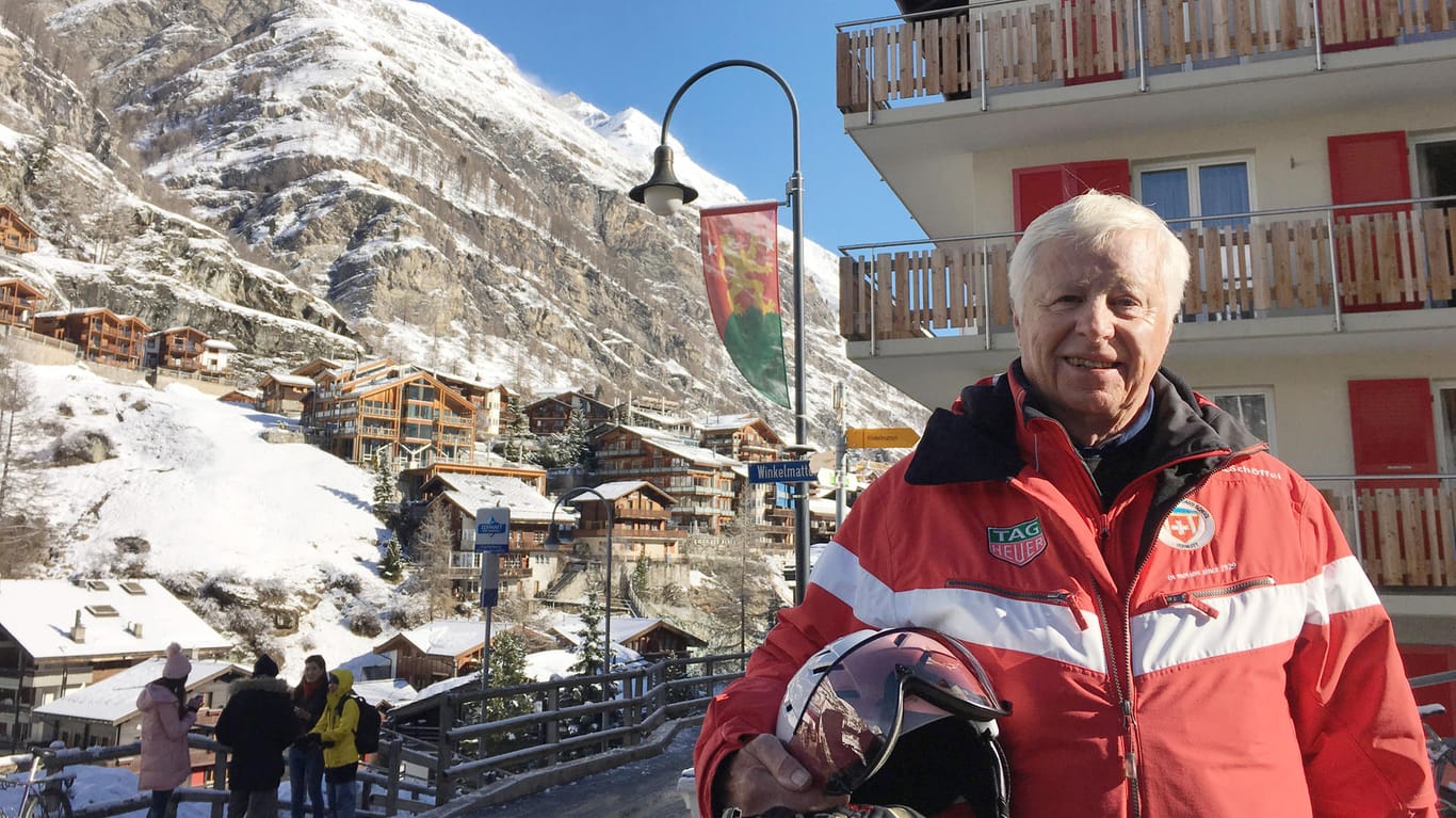 Skilehrer Walter Andereggen an der Talstation zum Klein Matterhorn: "Wie kann man da nur allein unterwegs sein?