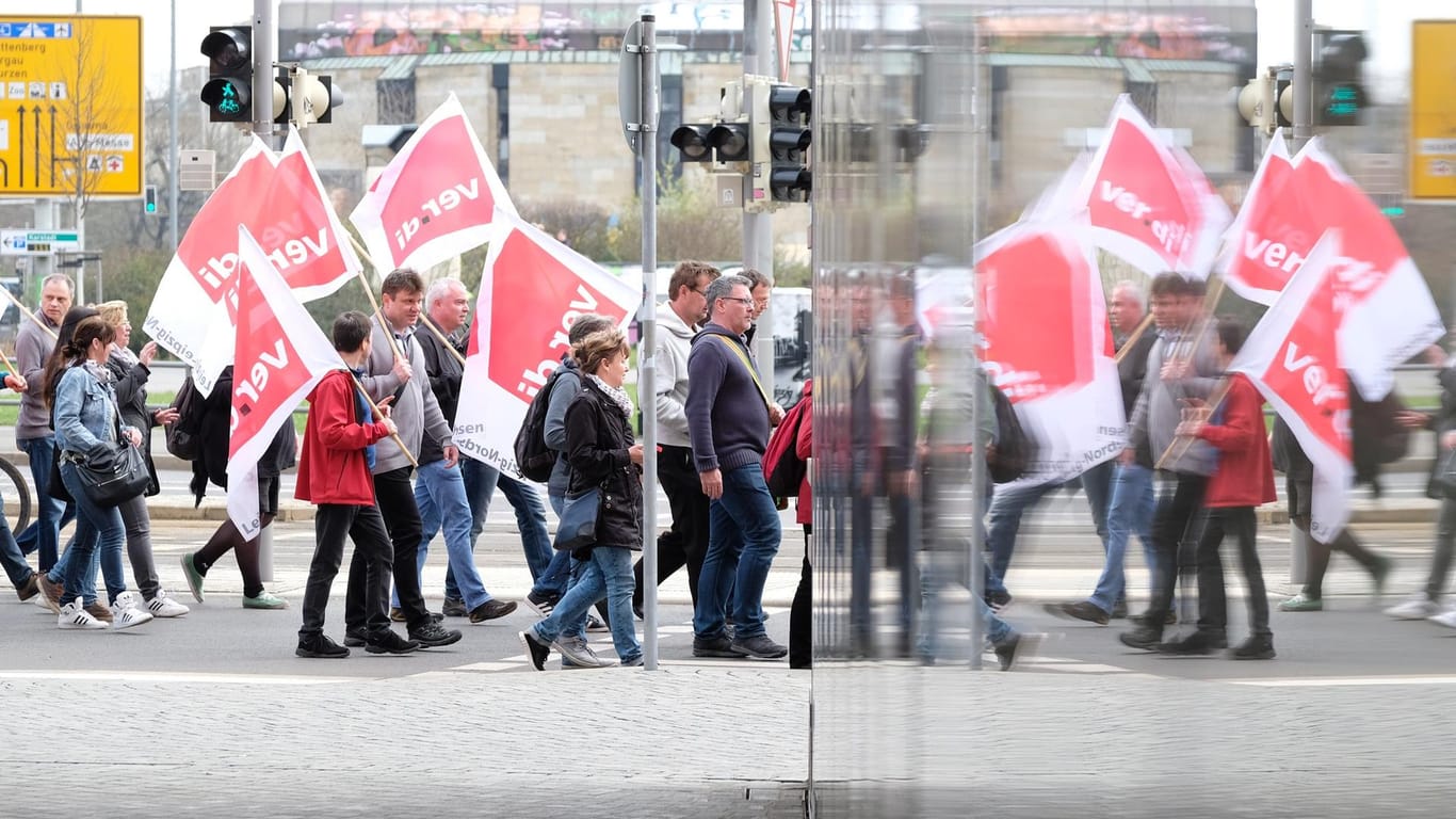 Warnstreik von Telekom-Mitarbeitern: Beide Parteien haben sich geeinigt.