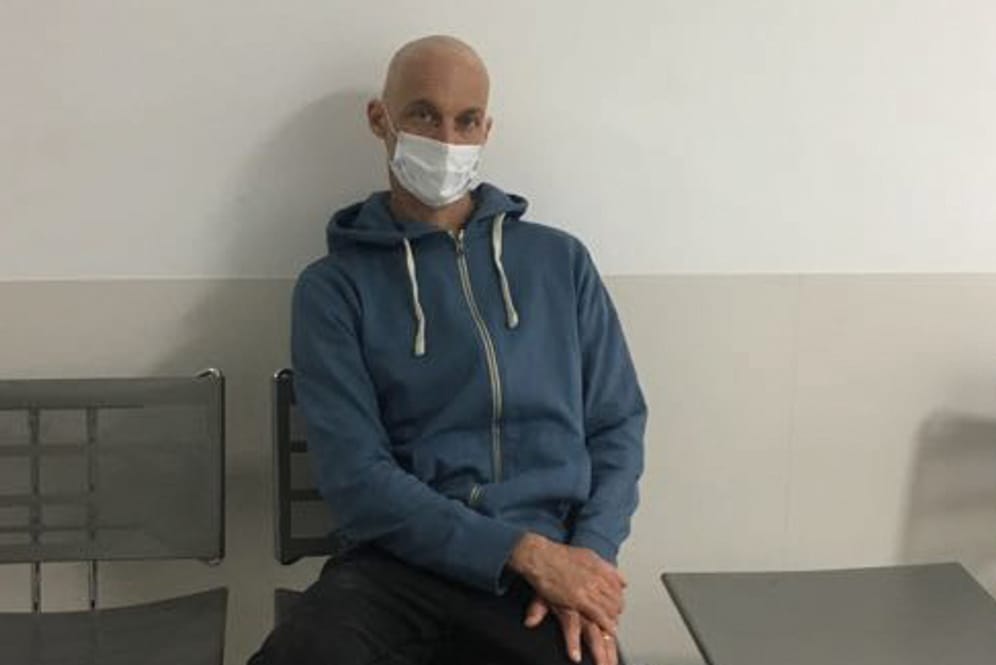 Tim Lobinger während der zweiten Chemo-Behandlung im April 2017: Seit Monaten kämpft er gegen Leukämie.