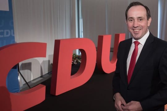 Brandenburgs CDU-Chef Senftleben hatte der "Welt" auf die Frage, ob er nach der Landtagswahl im nächsten Jahr sowohl mit Linken als auch AfD sprechen wolle, gesagt: "Wenn wir nach der Landtagswahl die Gelegenheit haben, werde ich mit allen Parteien Gespräche führen.