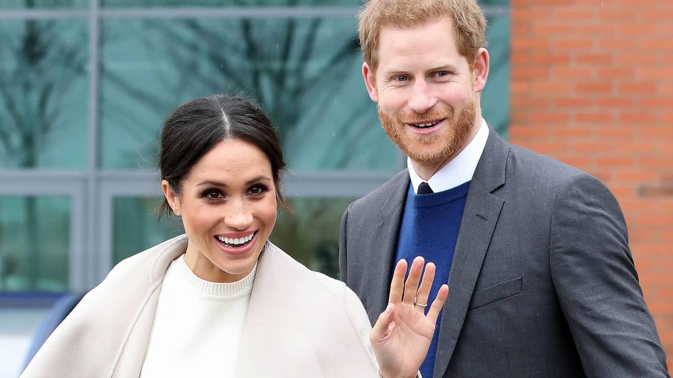 In fünf Wochen wird geheiratet: Für ihren großen Tag haben Prinz Harry und seine Meghan einen ganz besonderen Fotografen gebucht.