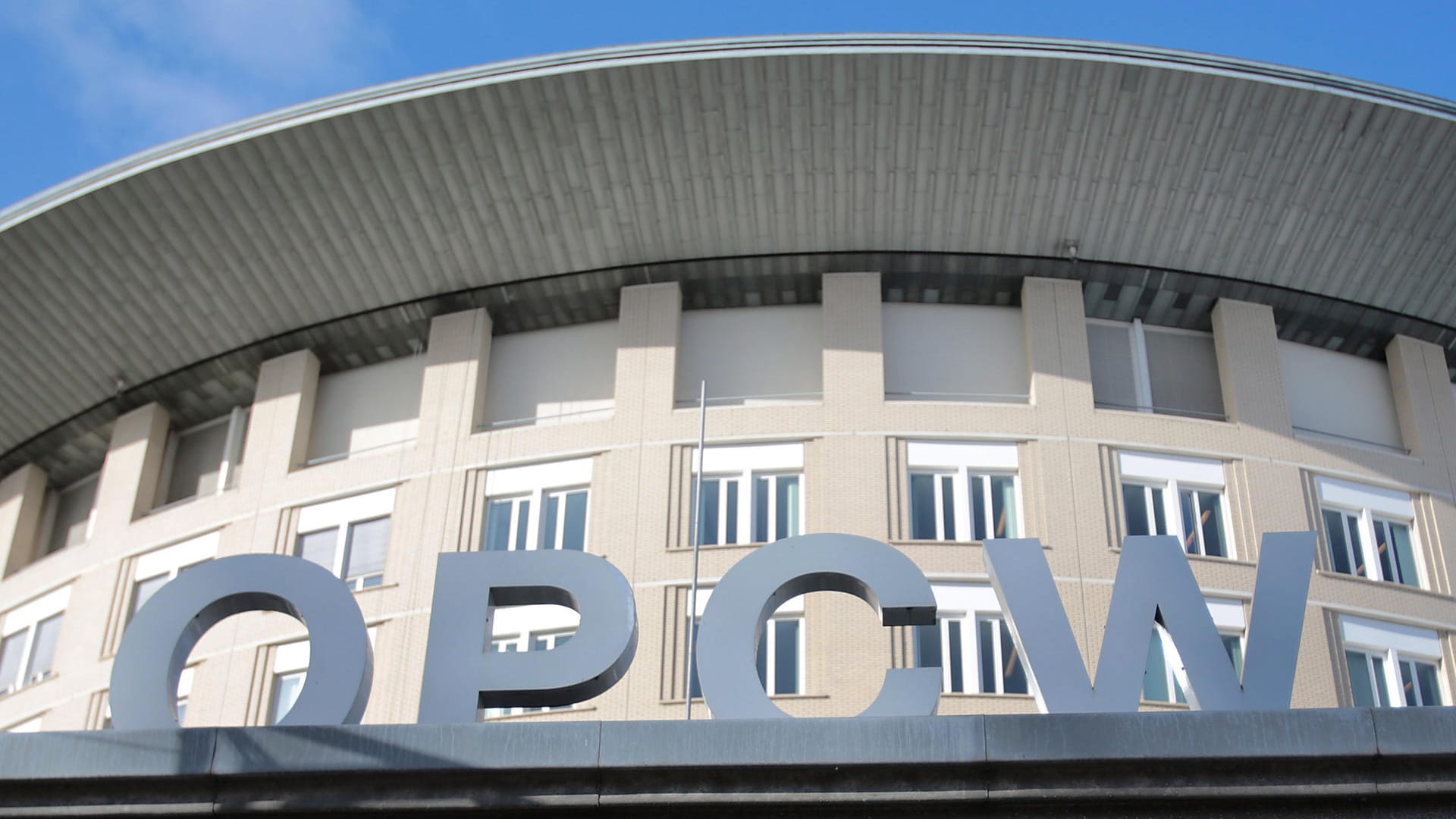 Der Sitz der Organisation für das Verbot chemischer Waffen (OPCW) in Den Haag: Experten rechnen nicht mit schnellen Erkenntnissen zum mutmaßlichen Chemiewaffen-Angriff in Syrien. Der Sitz der Organisation für das Verbot chemischer Waffen (OPCW) in Den Haag: Experten rechnen nicht mit schnellen Erkenntnissen zum mutmaßlichen Chemiewaffen-Angriff in Syrien.