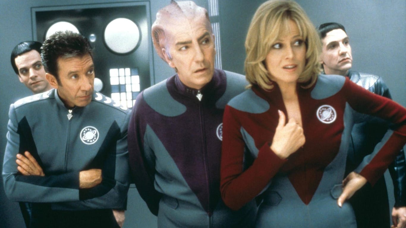 Cmdr. Taggart (Tim Allen), Lt. Madison (Sigourney Weaver) und Dr. Lazarus (Alan Rickman) stehen in "Galaxy Quest" vor der Reise ihres Lebens.