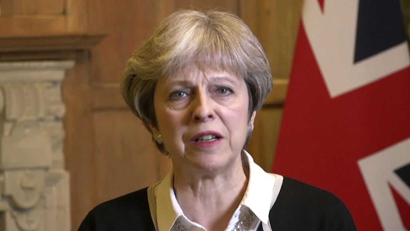Theresa May, Premierministerin von Großbritannien, hat den Angriff auf die syrische Regierung als alternativlos bezeichnet.