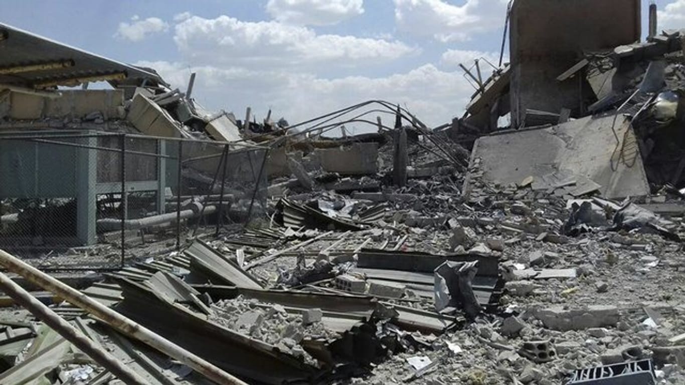 Ein Forschungszentrum in Barsah wurde bei Angriffen der USA, Großbritannien und Frankreich stark beschädigt.