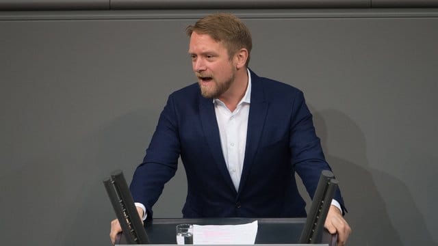 Jan Korte, hier Ende vergangenen Jahres, möchte die Rolle des Bundestages stärken.