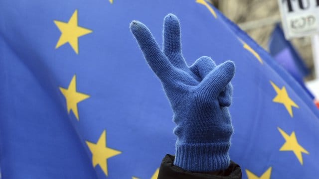 Die EU hat mit diversen Problemen zu kämpfen. Die EU hat mit diversen Problemen zu kämpfen.