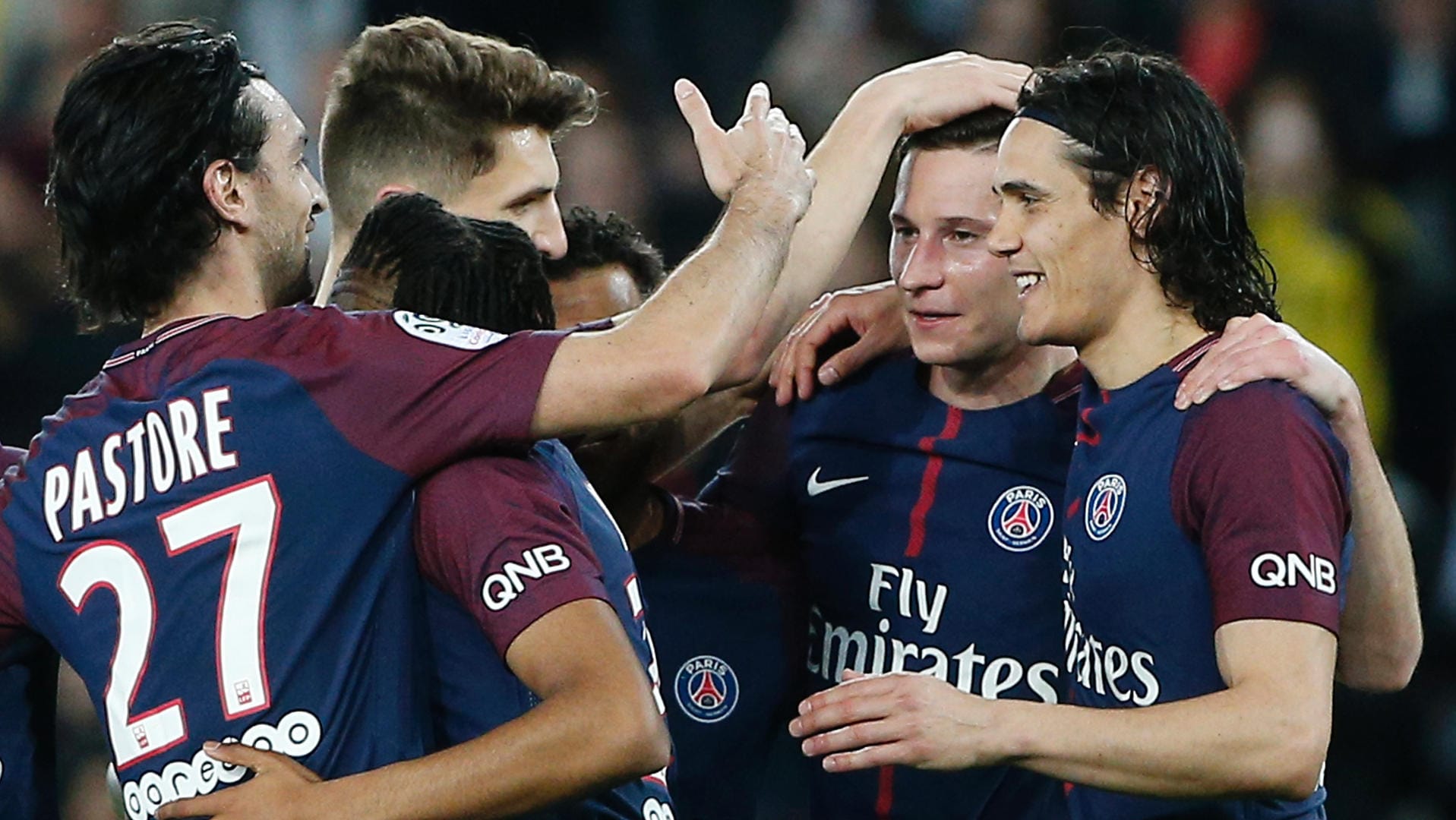 Pariser Torjubel: Julian Draxler (2. v. r.) traf beim 7:1-Kantersieg gegen Monaco und feierte mit PSG vorzeitig den Meistertitel. Pariser Torjubel: Julian Draxler (2. v. r.) traf beim 7:1-Kantersieg gegen Monaco und feierte mit PSG vorzeitig den Meistertitel.