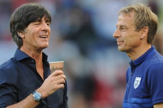 Kennen sich gut aus gemeinsamen Tagen beim DFB: Joachim Löw (l.) und Jürgen Klinsmann.