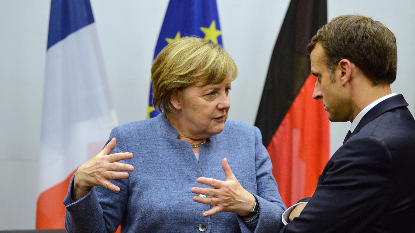 Angela Merkel, Emmanuel Macron: Berlin und Paris versuchen, "den politischen Prozess neu aufzusetzen".