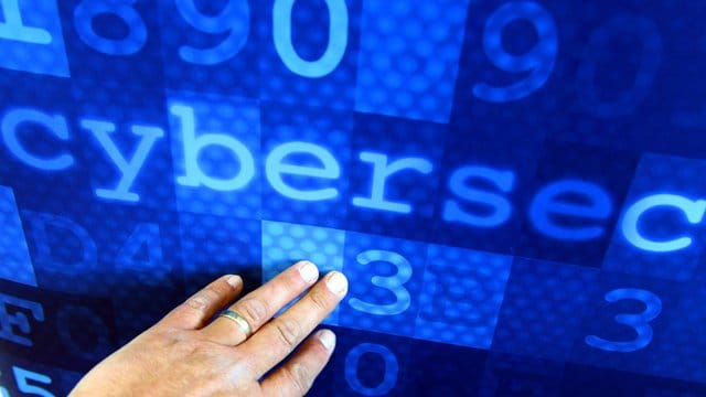 Die Angst vor globalen Cyberangriffen wächst (Symbolbild).