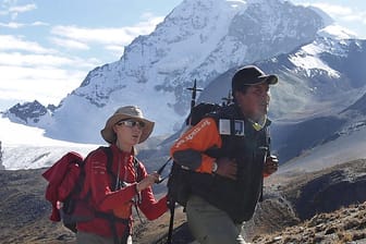 Zwei Personen beim Aufsteig am Huayna Potosi: An dem Berg ist ein Deutscher tödlich verunglückt.