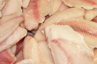 Tiefkühlfisch: Oft werden nicht alle Zutaten angegeben – und der Verbraucher dadurch getäuscht.