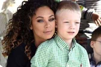 Ein Herz und eine Seele: Lilly Becker und ihr süßer Sohn Amadeus stehen sich sehr nah und sind sich auch optisch ähnlich, wie ein neues Foto beweist.