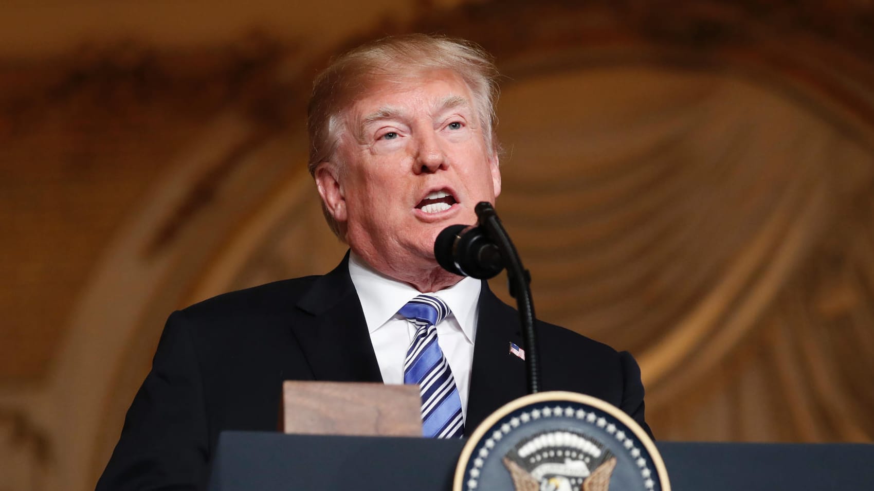 US-Präsident Donald Trump auf seinem Anwesen in Mar-a-Lago: "Wir haben mit Nordkorea viel hinter uns."