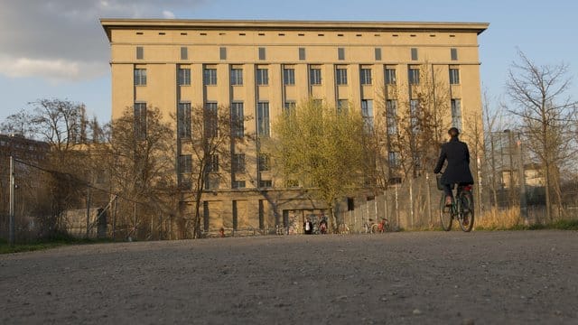 Das "Berghain" beschäftigt jetzt auch die Berliner Politik.