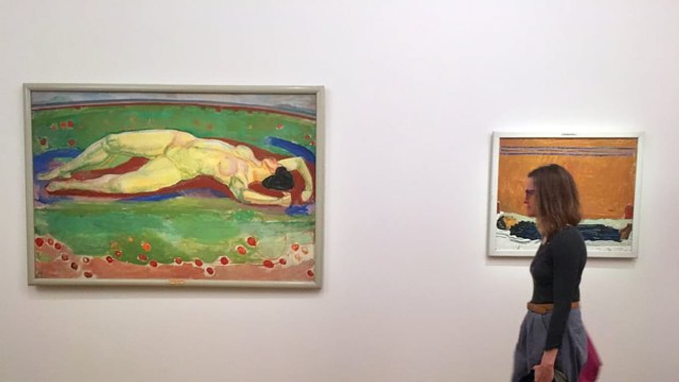Das Gemälde der liegenden Frau heißt Le Désir (Das Verlangen) und stammt von 1908.