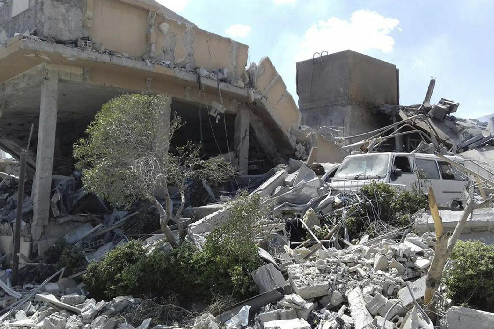 Ein Forschungszentrums in Barsah war eines der Ziele des Militärschlags. Ein Gutachten des Bundestags hat den Angriff als völkerrechtswidrig beurteilt.