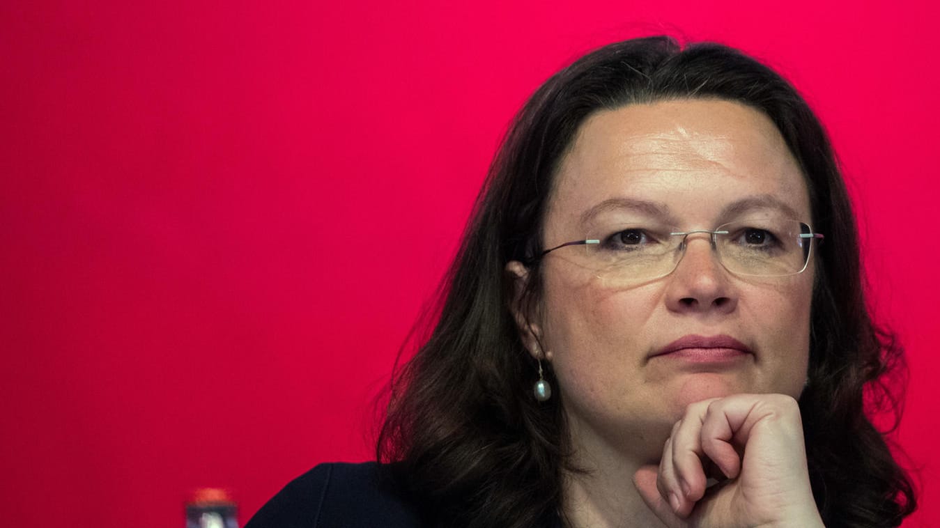 Andrea Nahles: Die SPD-Politikerin will als erste Frau die Spitze ihrer Partei anführen – dabei wird von ihr viel erwartet. Andrea Nahles: Die SPD-Politikerin will als erste Frau die Spitze ihrer Partei anführen – dabei wird von ihr viel erwartet.