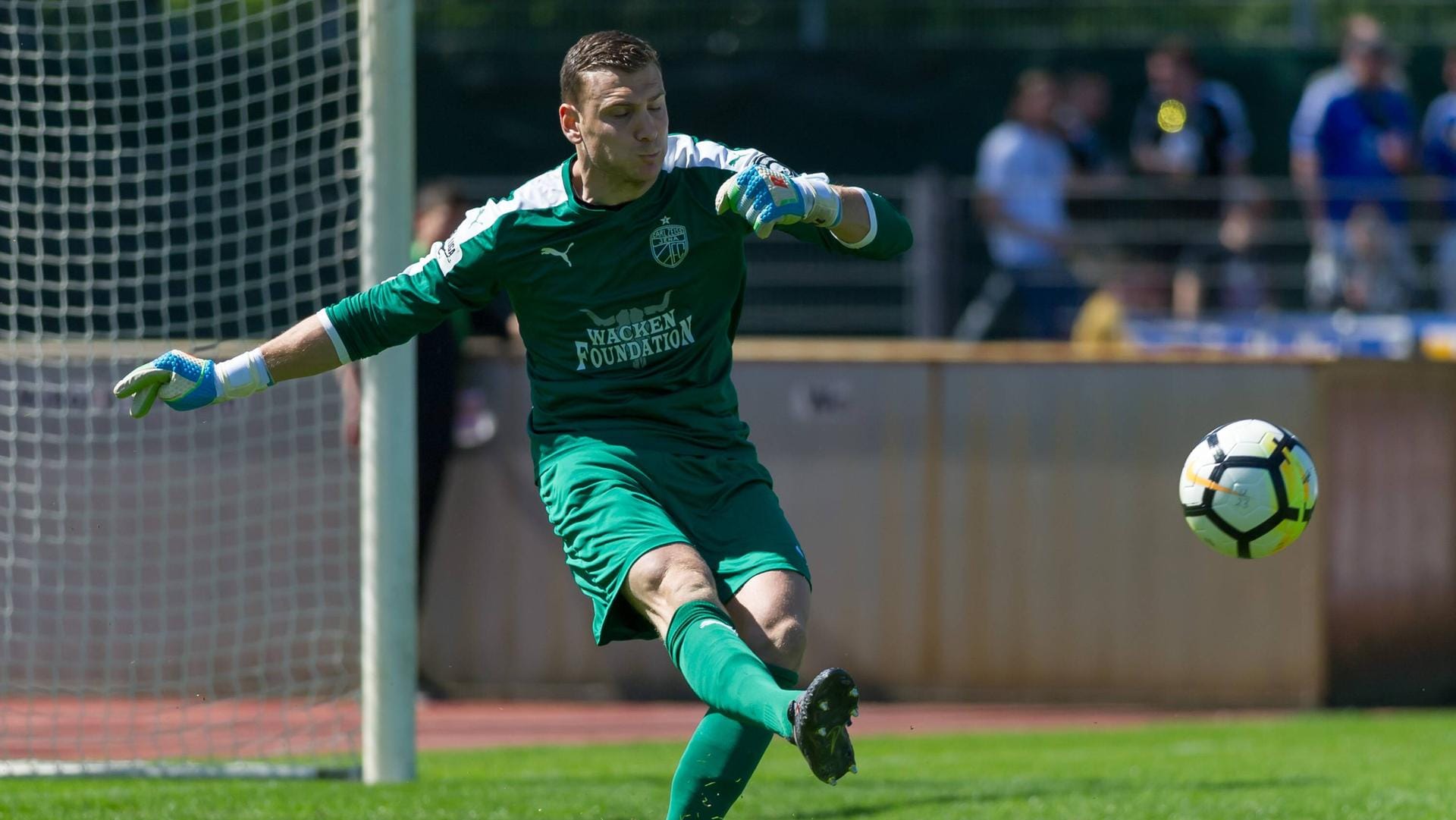 Jo Coppens: Der Jena-Keeper sorgte mit einem spektakulären Treffer für den zwischenzeitlichen Ausgleich.