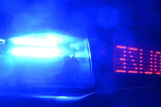 Bei der Räumung der Straße kam es laut Polizei zu Auseinandersetzungen.
