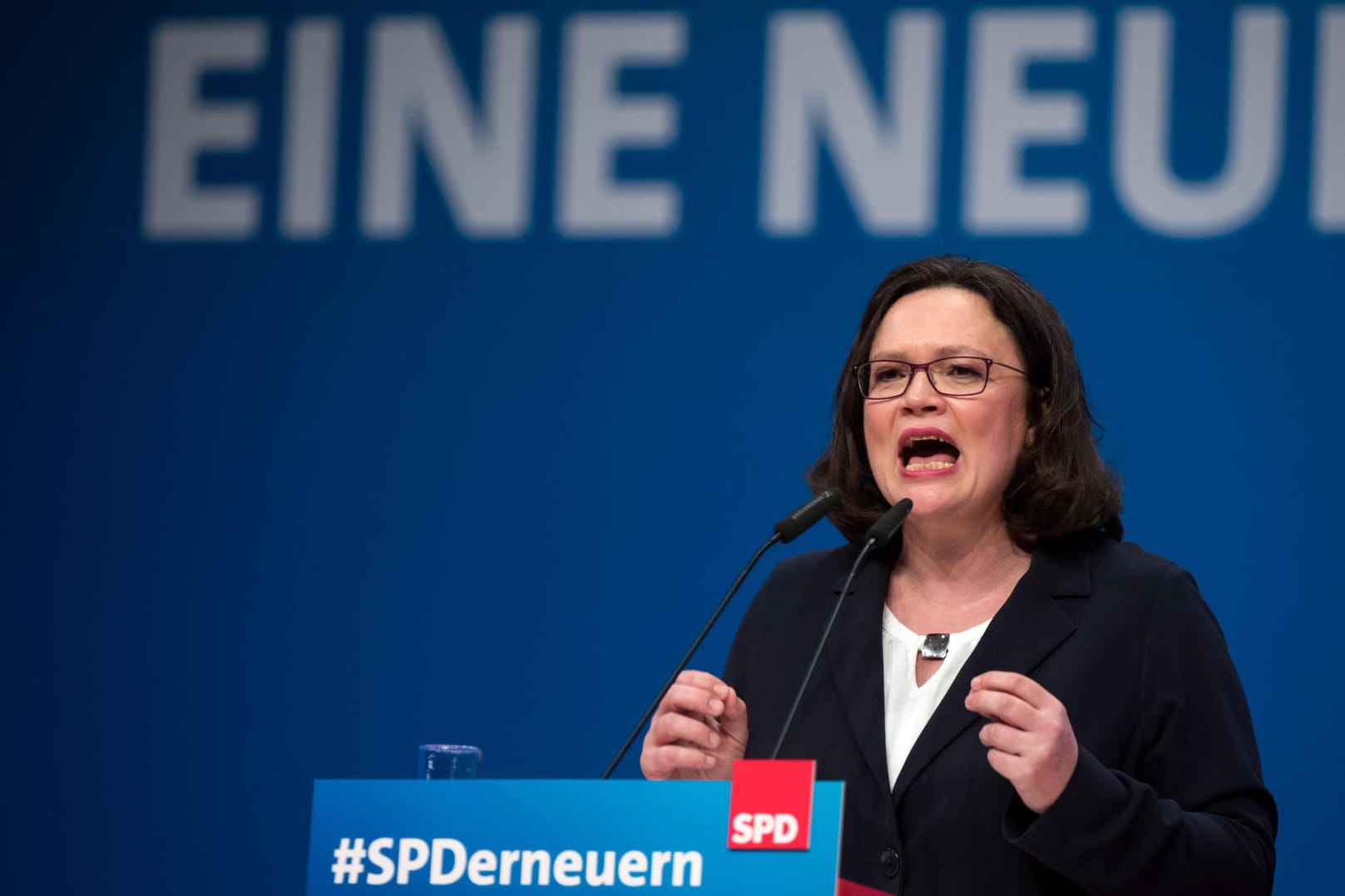 Andrea Nahles auf dem SPD-Bundesparteitag in Wiesbaden: Die versprochene Erneuerung der Partei lässt noch auf sich warten, sagen die Deutschen einer Umfrage zufolge.