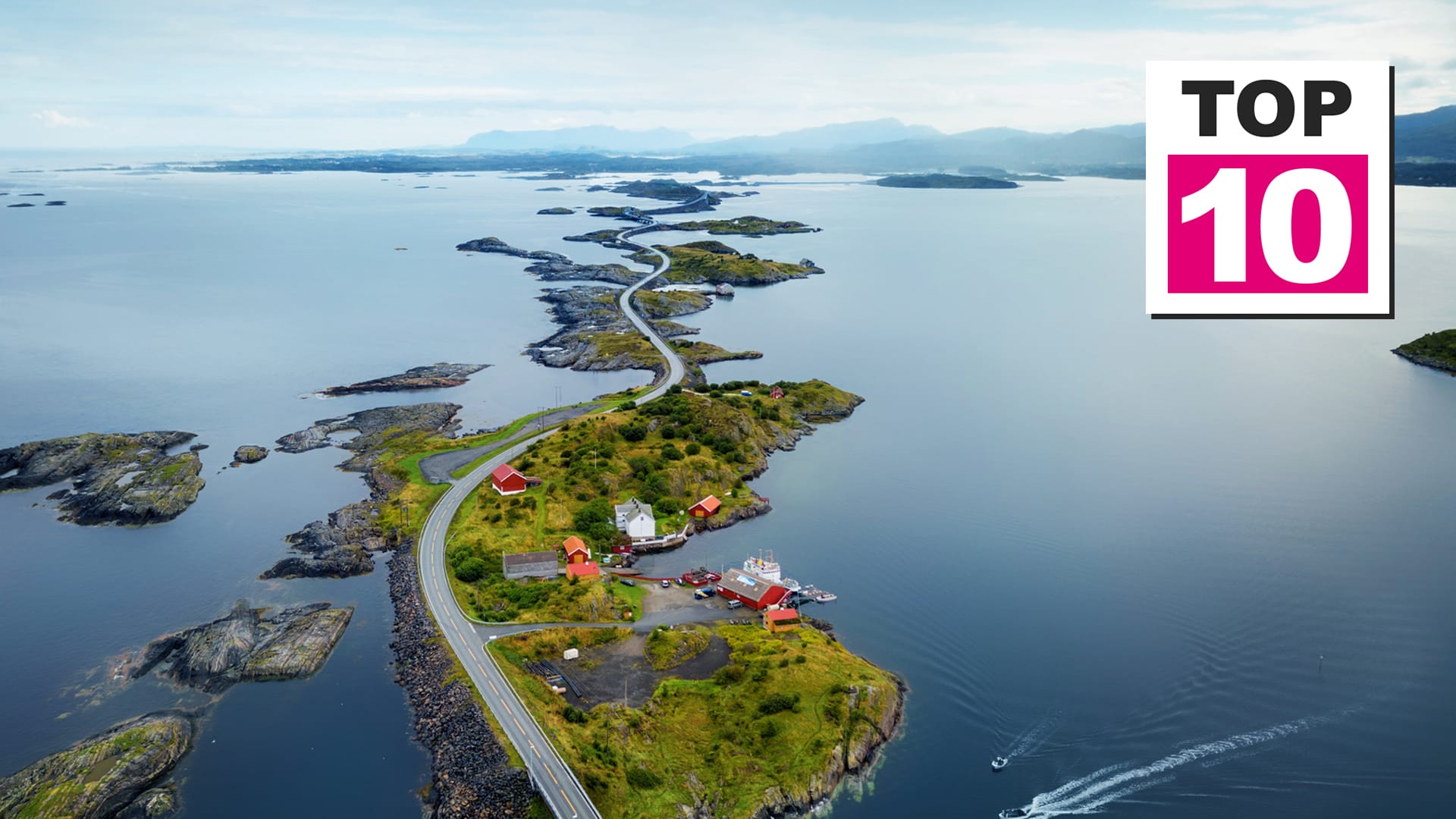 Straße übers Meer: Auf acht Brücken überqueren Autofahrer in Norwegen Wasser und Wellen.