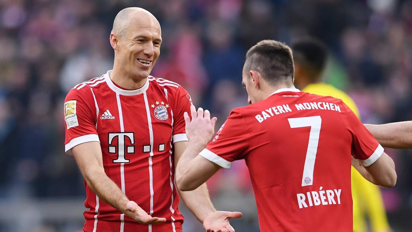Arjen Robben (l.) und Franck Ribéry: Der Niederländer und der Franzose wirbeln seit 2009 gemeinsam auf den Flügeln des FC Bayern.