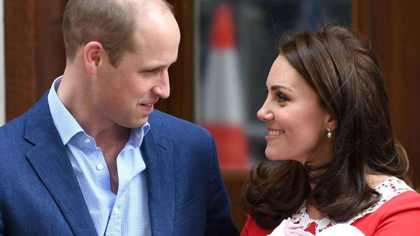 Prinz William und Herzogin Kate: Die beiden sind jetzt Eltern eines weiteren Sohnes, einen offiziellen Namen hat er noch nicht.