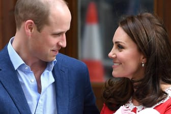 Prinz William und Herzogin Kate: Die beiden sind jetzt Eltern eines weiteren Sohnes, einen offiziellen Namen hat er noch nicht.