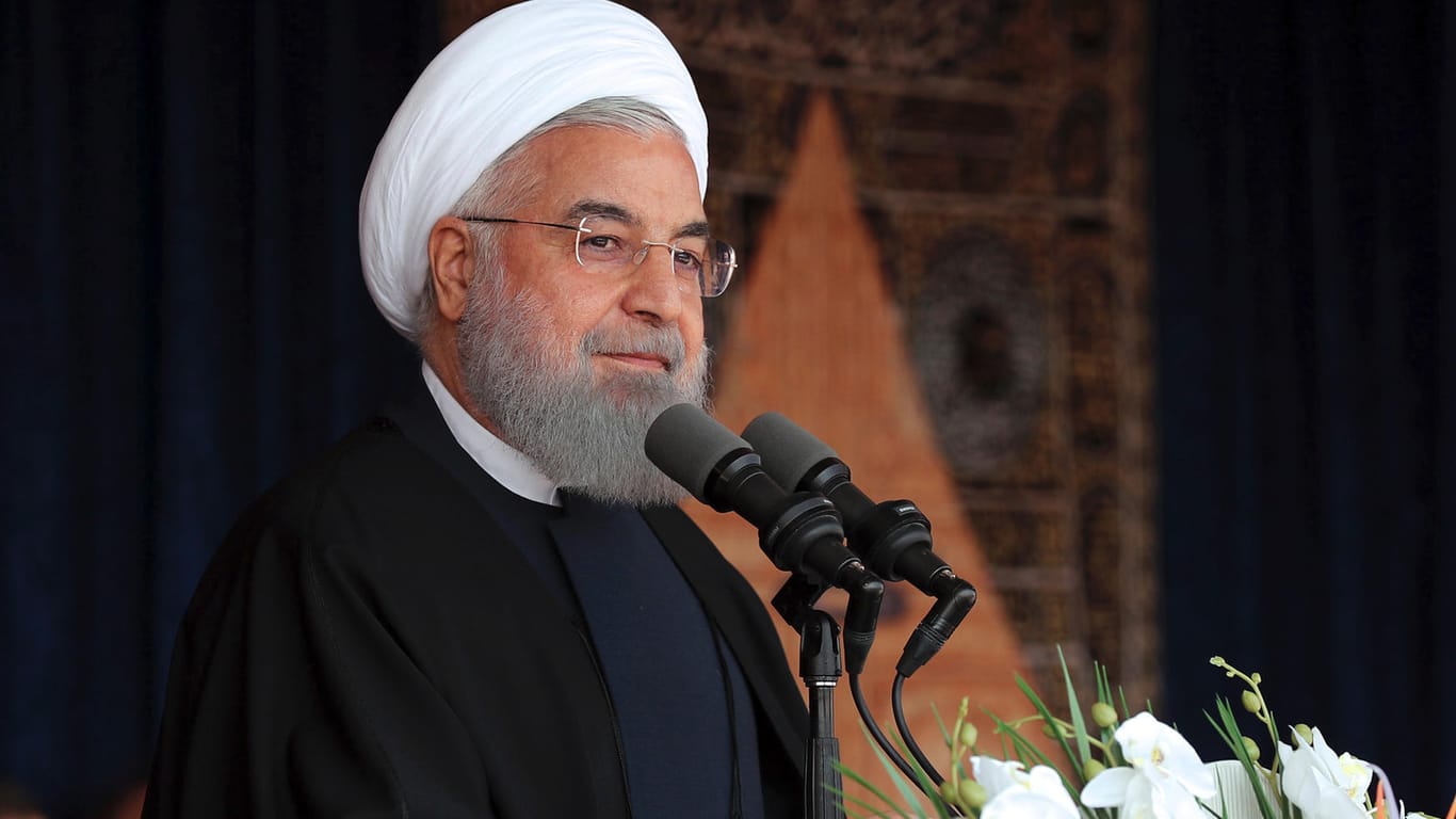 Der iranische Präsident Hassan Rouhani: Der Iran hat angekündigt, dass man beim Ausstieg der USA aus dem Atomabkommen das Atomprogramm wieder aufnehmen könnte.