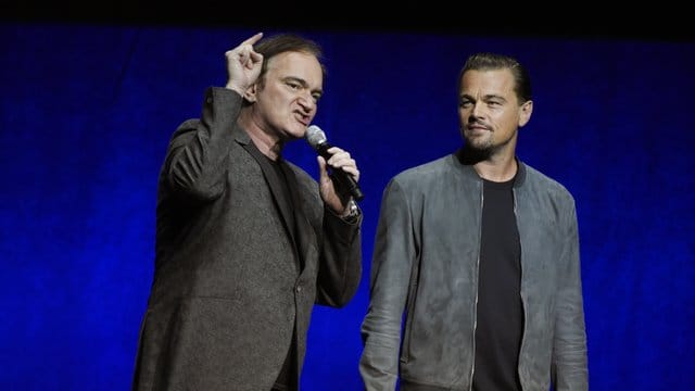 Quentin Tarantino (l), Dehbuchautor und Regisseur, und der Schauspieler Leonardo DiCaprio in Las Vegas.