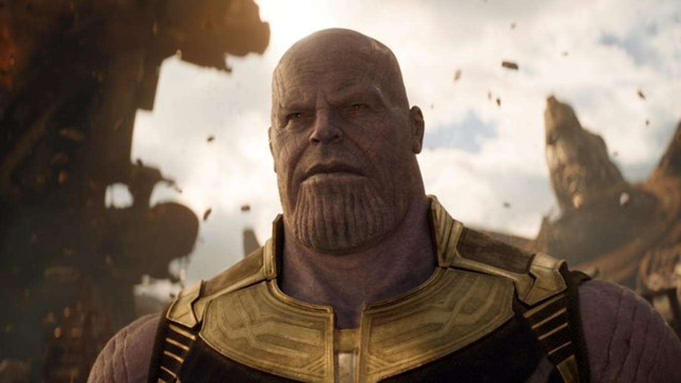 Josh Brolin ist der böse Thanos, der auf der Jagd nach sechs Steinen ist.
