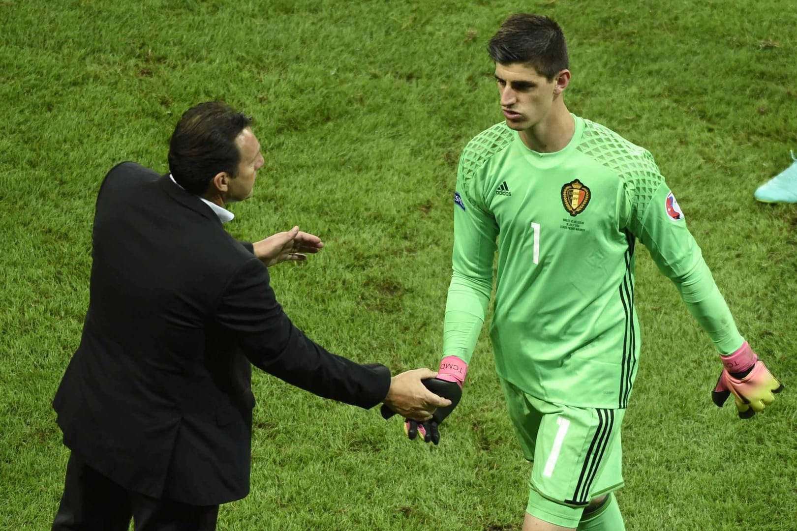 Belgiens Nationalcoach Marc Wilmots (l.) und Torwart Thibaut Courtois: Sie werden in diesem Leben wohl keine Freunde mehr.